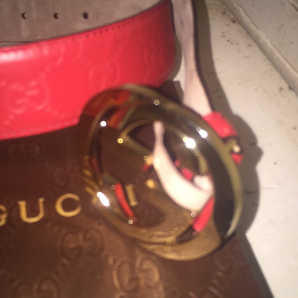 Red Gucci belt